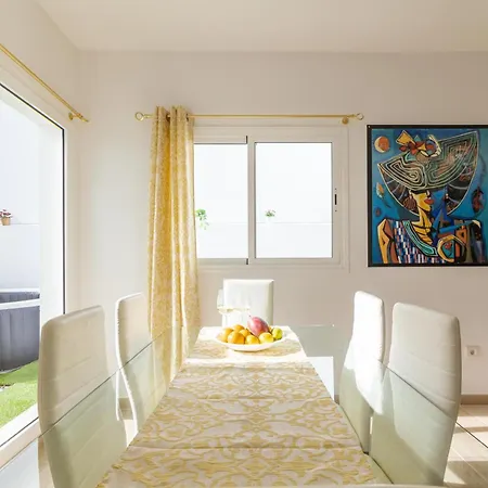 Вилла Garden House - La Isleta Лас-Пальмас-де-Гран-Канария