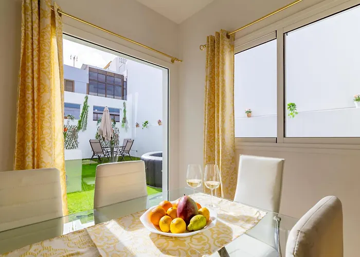 Garden House - La Isleta